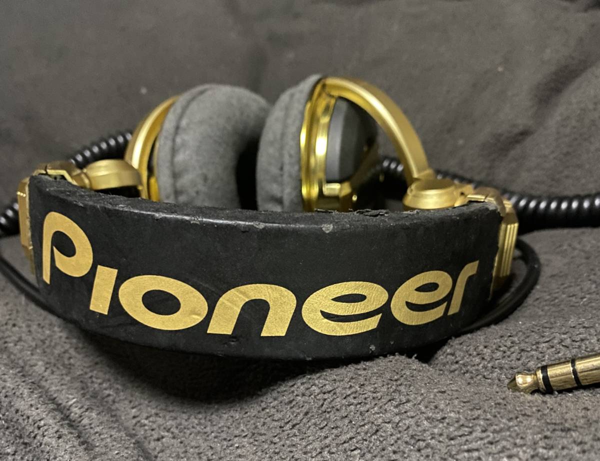 希少　パリピ孔明　パイオニア　ヘッドホン HDJ-1000　LIMITED　ゴールド　pioneer 密閉型　DJ KOO_画像2