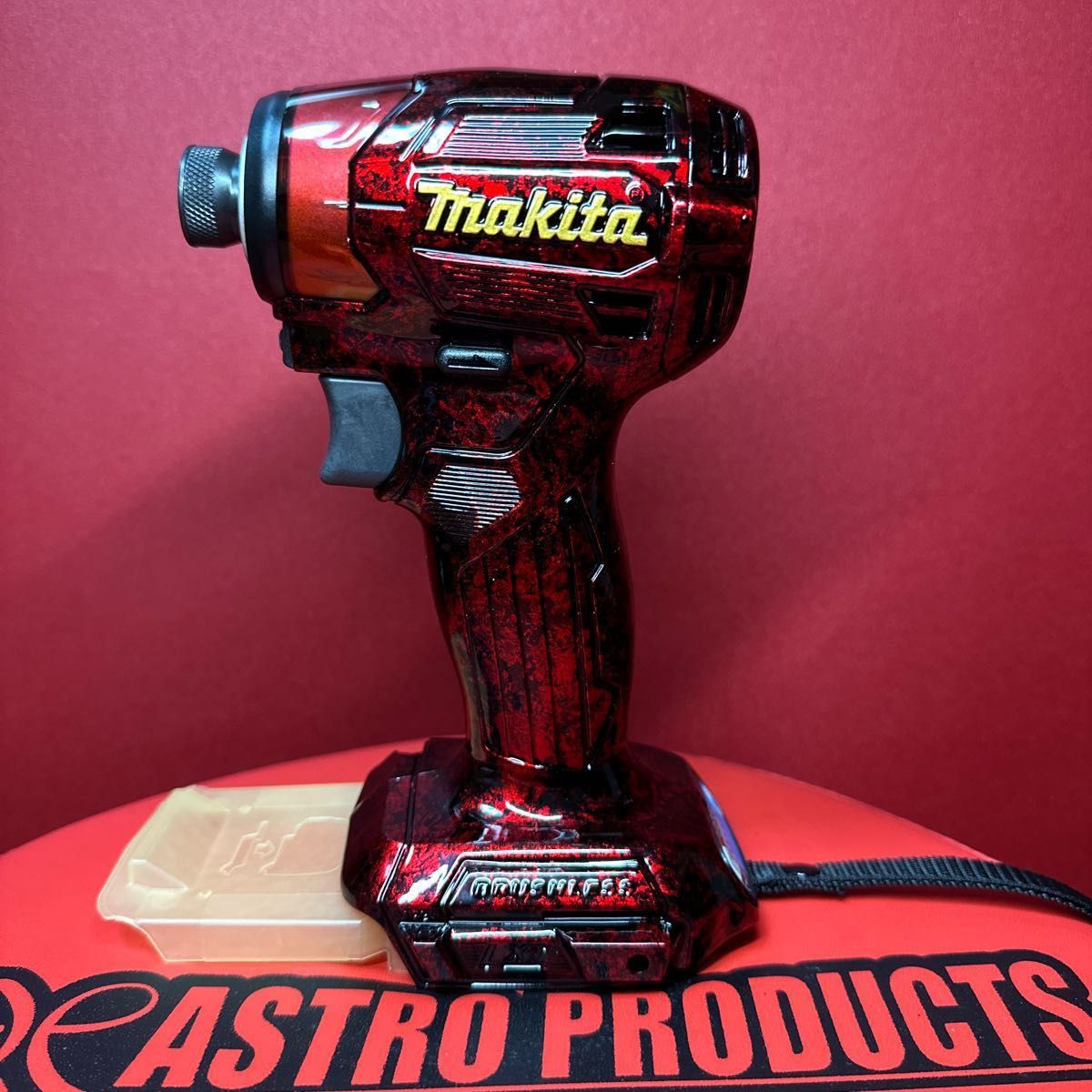 新品?正規品 最新型 マキタインパクトドライバー TD173D スーパー