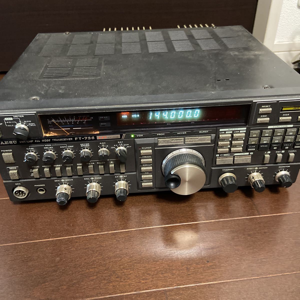 Yahoo!オークション - YAESU FT-736 144MHz/430MHz オールモード Yahoo!オークション - YAESU FT-736 144MHz/430MHz オールモード