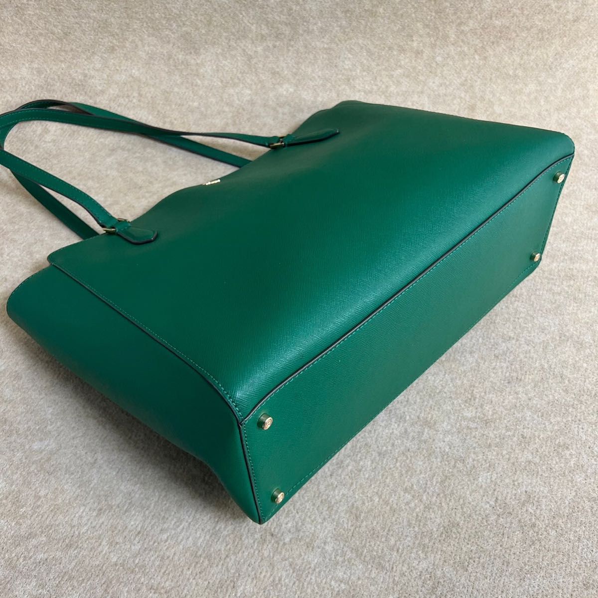 5AE23 トリーバーチ トートバッグ TORY BURCH 緑色