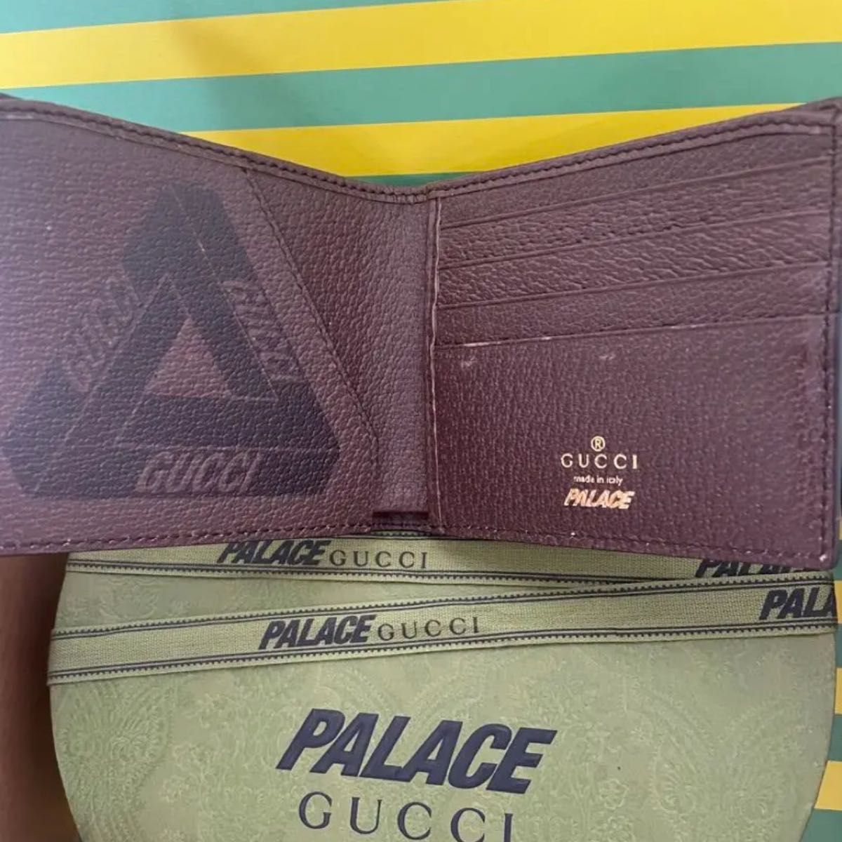 Palace Gucci GG-Pスプリーム キャンバス 二つ折りウォレット