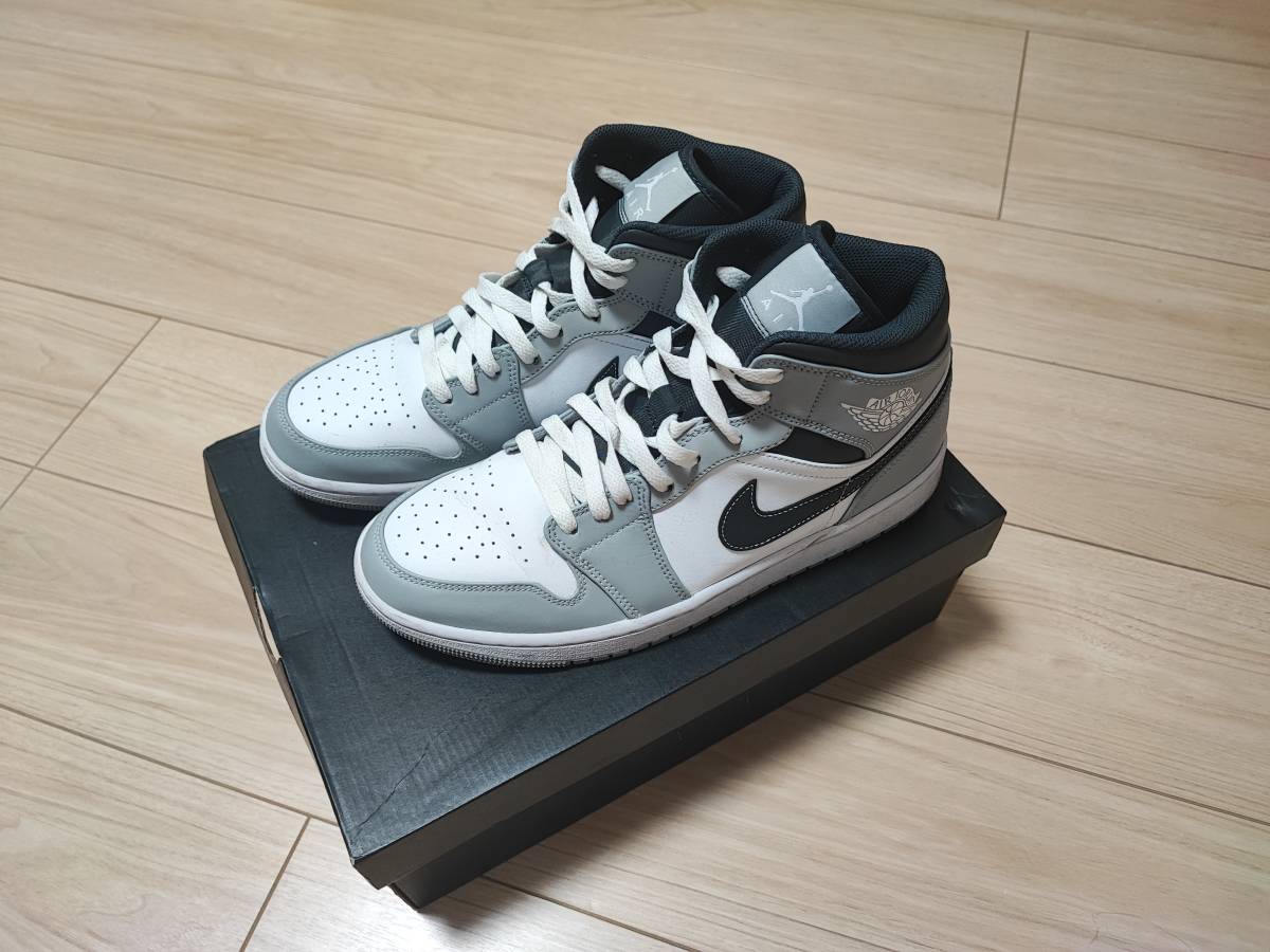 美品 NIKE AIR JORDAN1 RETRO MID エアジョーダン1 ミッド ホワイト グレー アンスラサイト US9.5 27.5cm_画像1