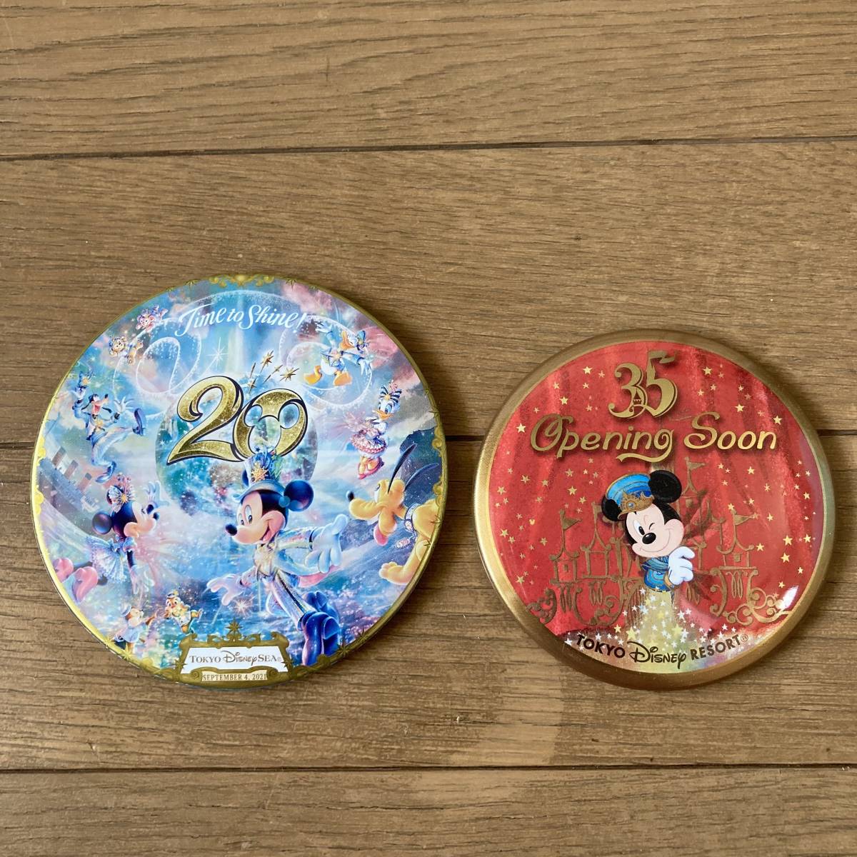 [ unused ] Disney si-20 anniversary Disney resort 35 anniversary coming soon can badge Mickey postage 185 jpy 