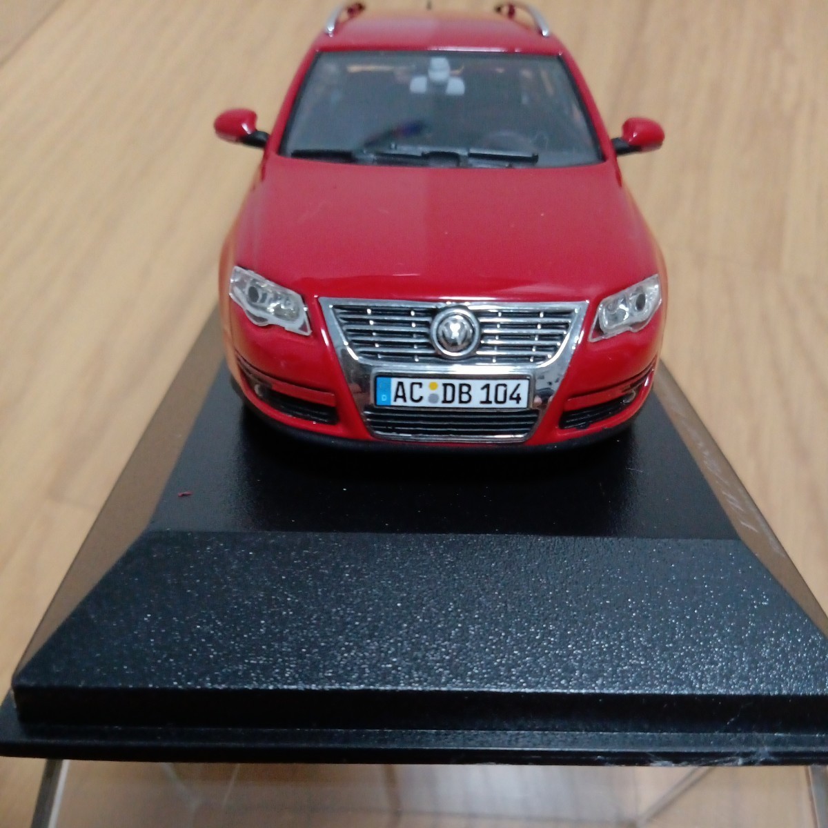 【クーポン対象外】 ミニチャンプス【1/43 Passat Variant】フォルクスワーゲン 乗用車