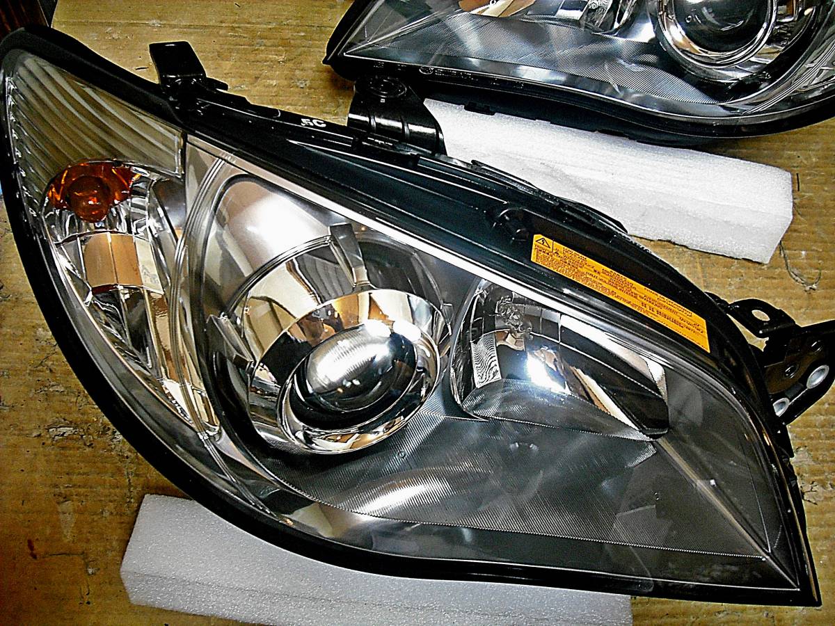 美品 GG GD GDA GDB インプレッサ 後期 鷹目 WRX STI HID キセノン