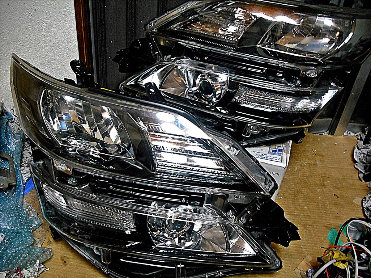 20 VELLFIRE ヴェルファイア 20系 純正 HIDキセノンヘッドライト