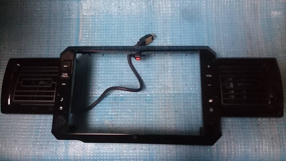 ウェイク専用 NSZN-W65DB 8インチ カーナビ ダイハツ純正 8型 ウェイク専用 NSZN-W65DB 8インチ カーナビ ダイハツ純正 8型