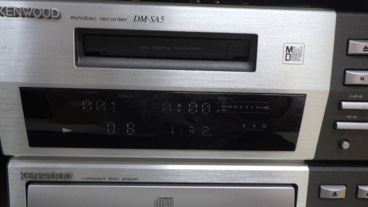 お気に入り □KENWOOD□CD/MD/Tape/Tunerコンポ□AVINO X-SA7□中古