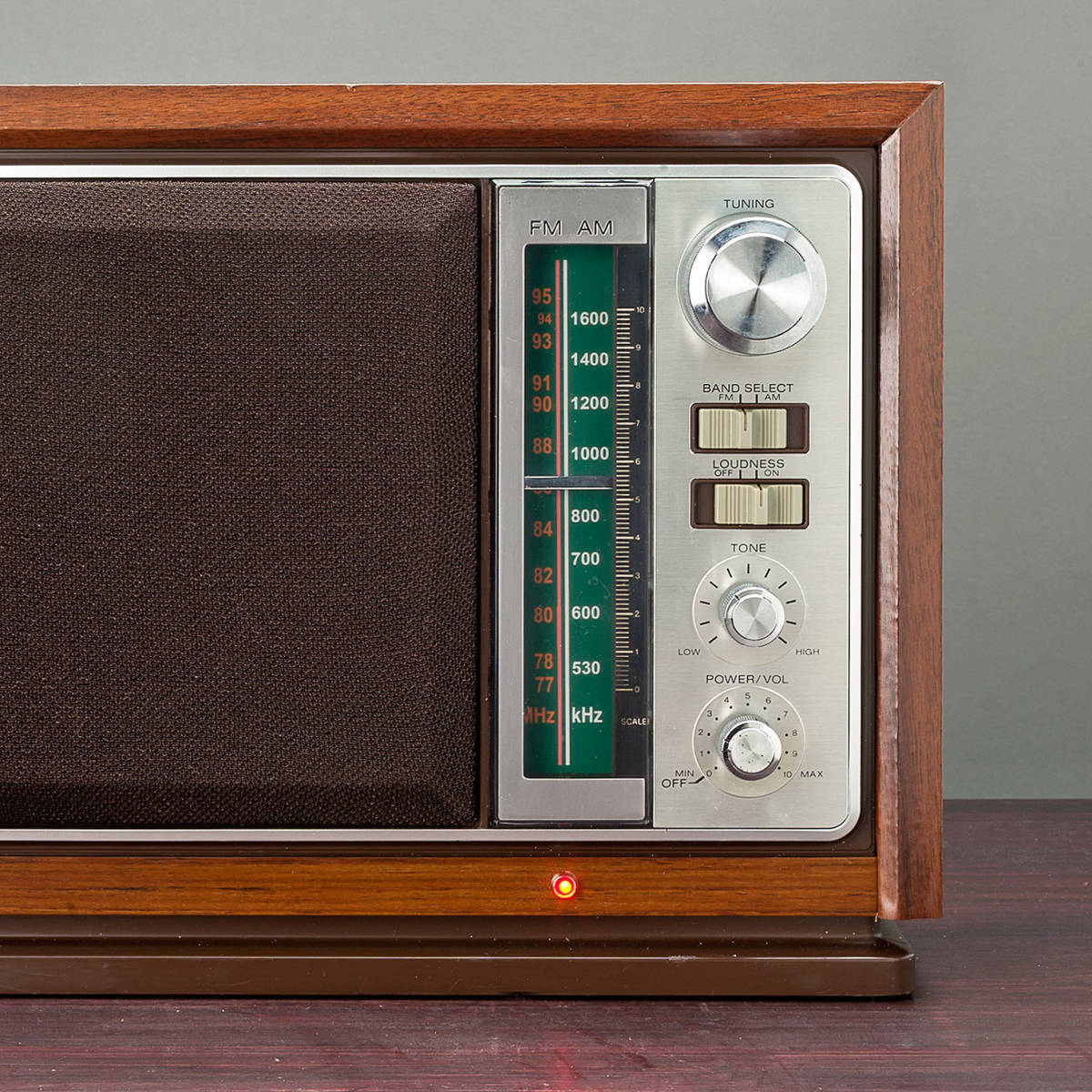 SONY トランジスターラジオ ICF-9740 AM/FM2BAND FMは95MHzまで受信OK！インテリア性抜群の修正修復整備品 _画像5