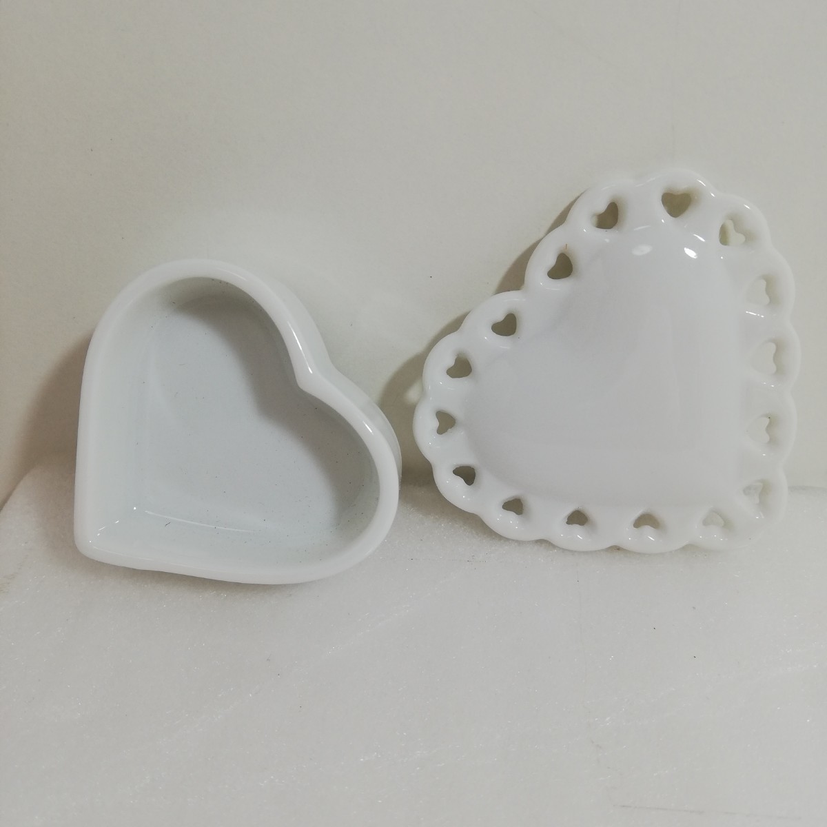 80s~90s белый фарфор Heart type миниатюра крышка предмет 5.2cm [ коробочка с благовониями украшения inserting серьги inserting бардачок ]