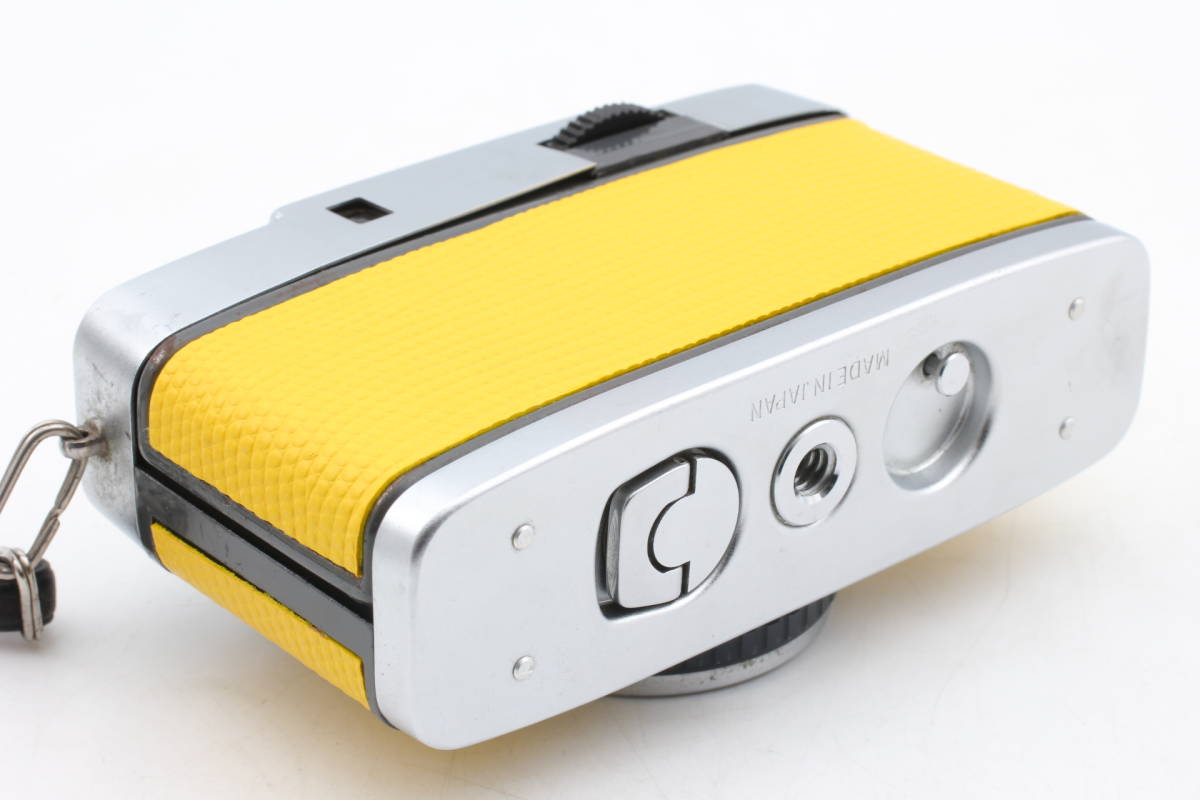 【美品 整備済】黄色 オリンパス ペン EE 35mm ハーフフィルムカメラ D.ZUIKO 28mm F3.5 #816_画像8