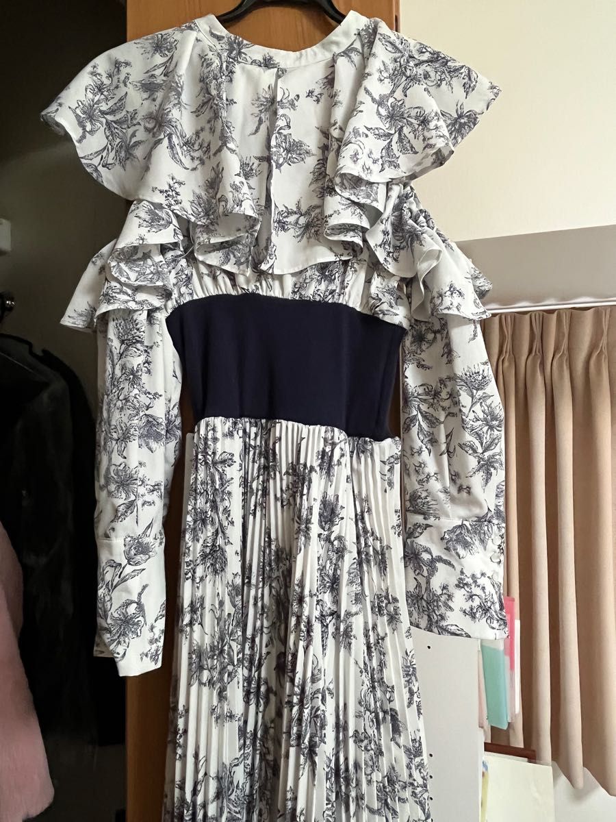 花柄ケープカラーショルダーオープンプリーツワンピース[al148 花柄ケープカラーショルダーオープンプリーツワンピース[al148