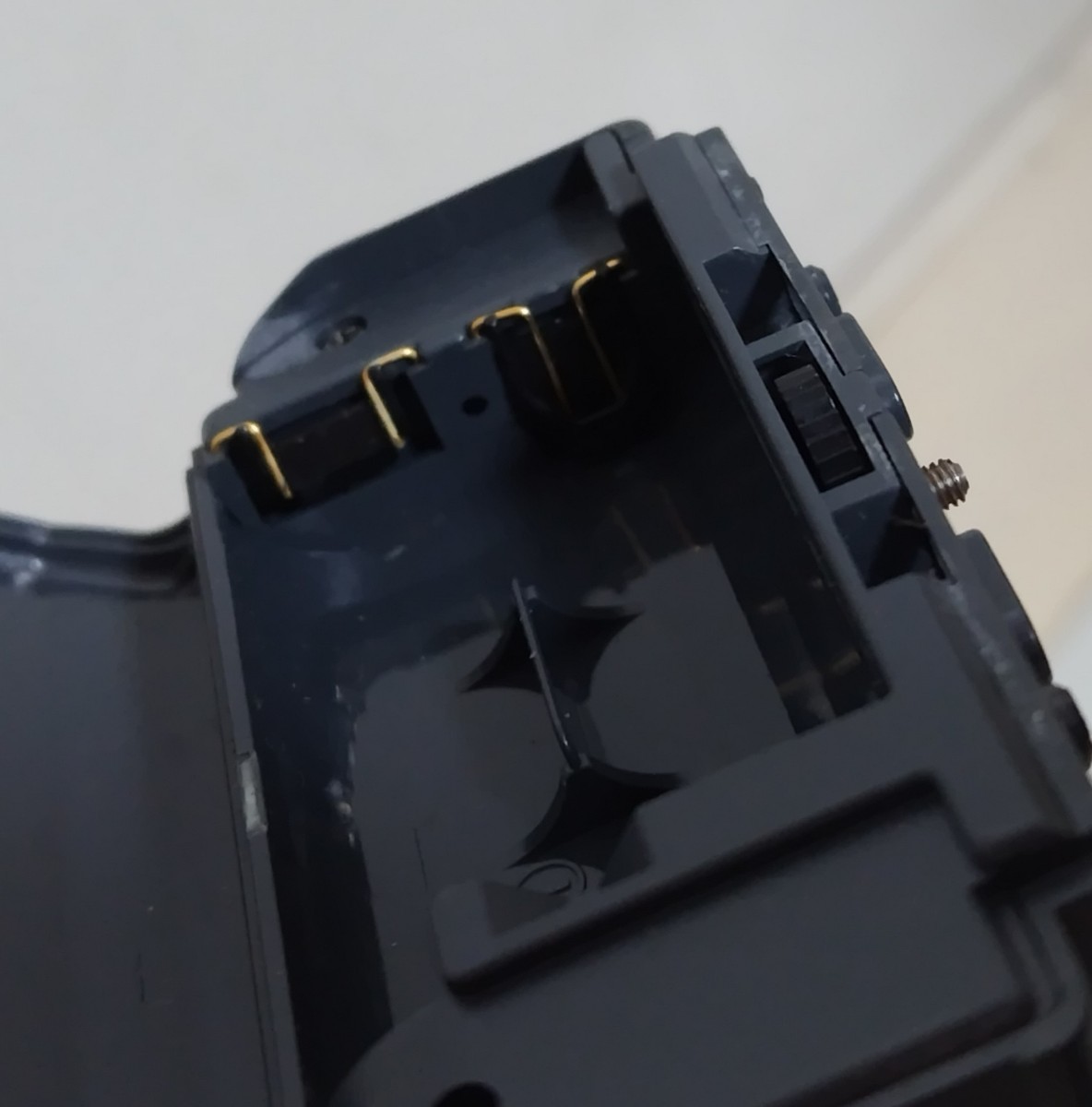 SONY ソニー 外付け 電池ケース EBP-MZR4 ポータブルプレーヤー MDプレーヤー MZ-R30 など 通電確認済み 送料198円よりの画像7