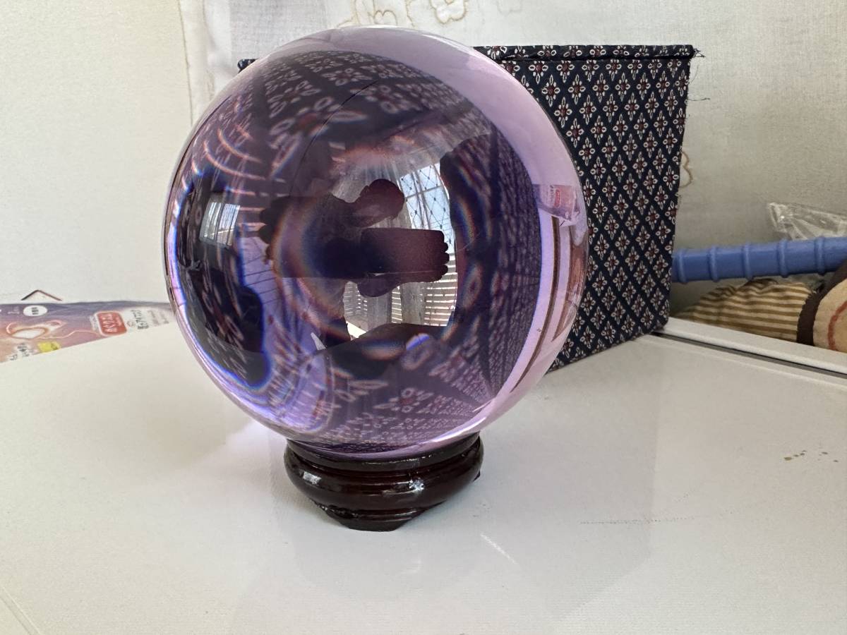 おしゃれなガラス玉？それとも水晶？ 紫色のにくいやつ とても綺麗です。の画像6