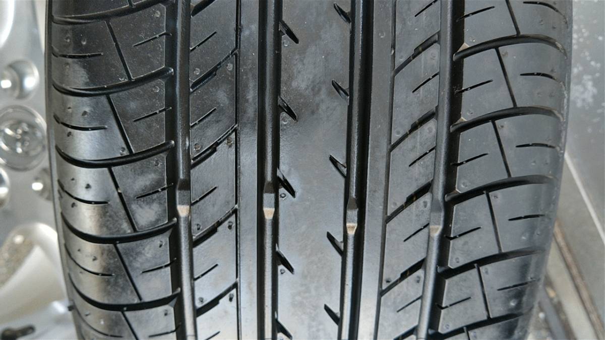 215/55R17ヨコハマイボ付きヨコハマ夏タイヤバリ山バリ溝きれい美品トヨタ純正アルミホイール4本セットエスティマアエラスクラウンカムリ_画像7