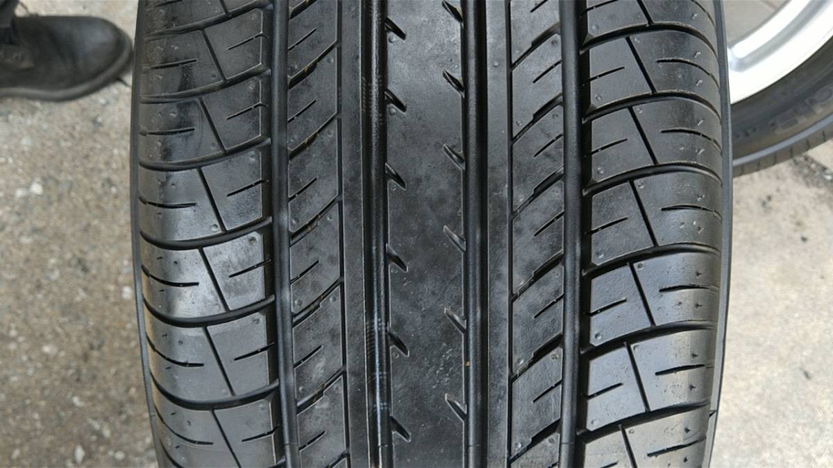 215/55R17ヨコハマイボ付きヨコハマ夏タイヤバリ山バリ溝きれい美品トヨタ純正アルミホイール4本セットエスティマアエラスクラウンカムリ_画像8