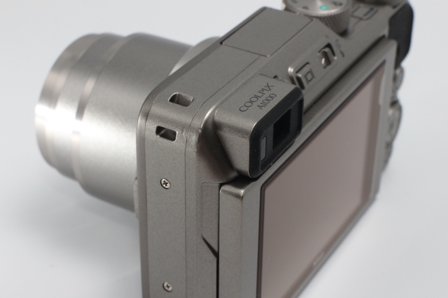 4005- ニコン Nikon COOLPIX A1000 シルバー 光学35倍 ISO6400 アイ