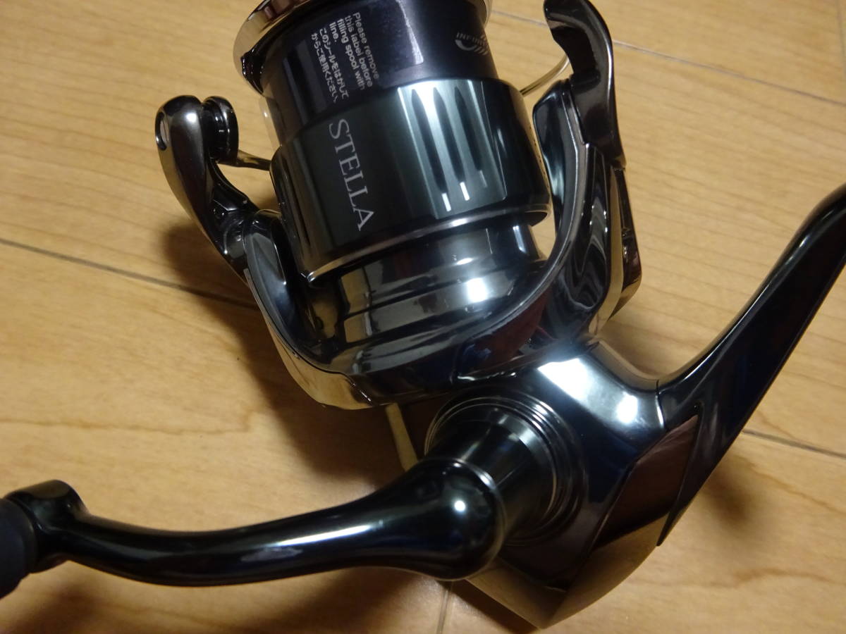 新品同様! シマノ 22 ステラ C2000S | inmano.com.br