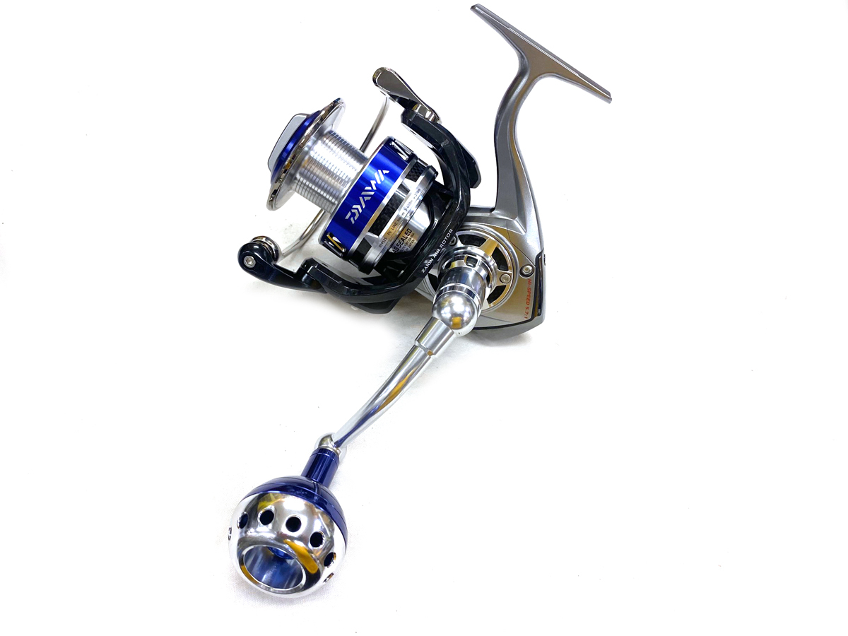 ★美品★　【1円スタート】　ダイワ　10ソルティガ　4500H　DAIWA　10　SALTIGA　スピニングリール　日本製　JAPAN　検　5000H　 5500H