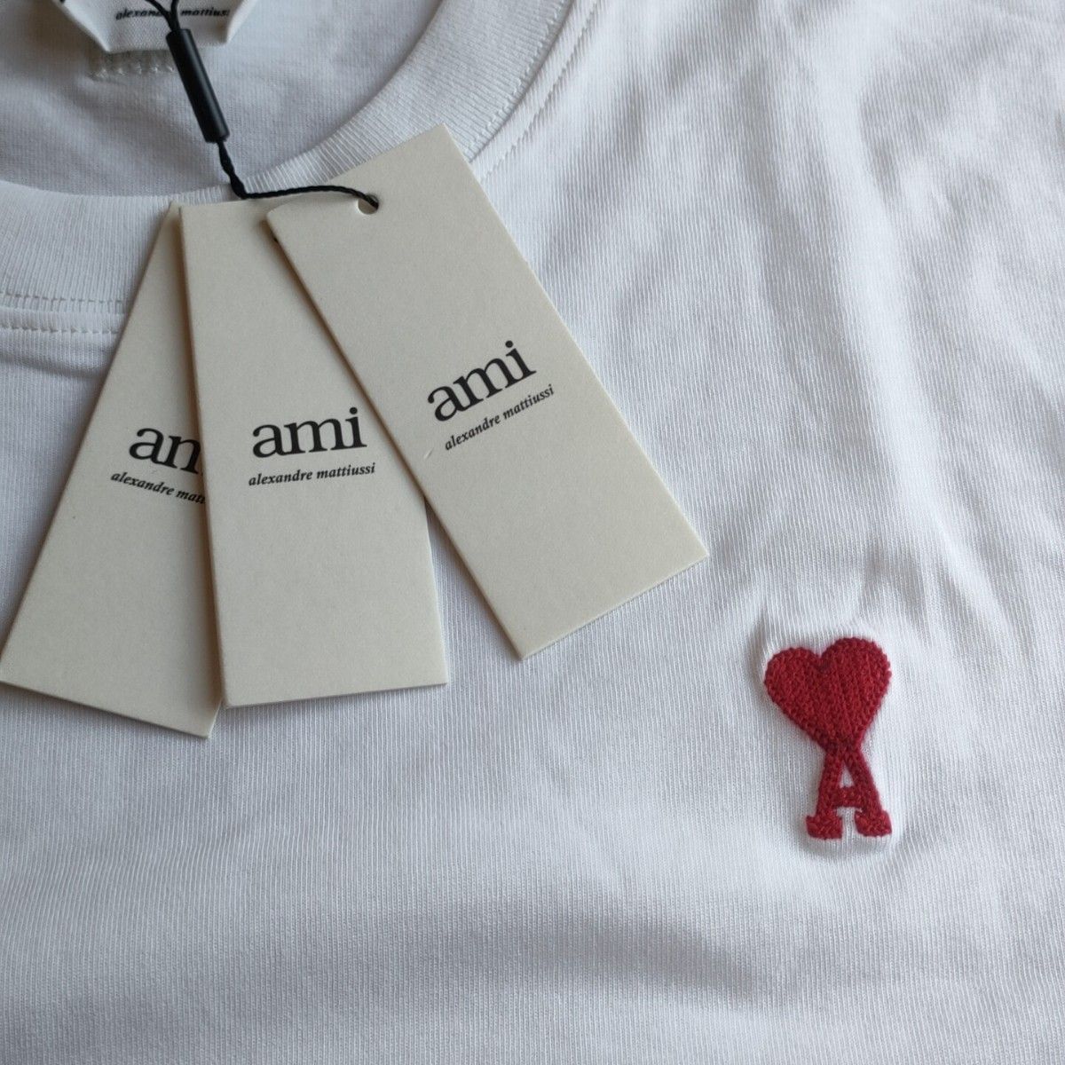 ホワイト　新品　アミパリス　AMIParis　AmideCoeur Tシャツ　半袖　アミアレクサンドルマテュッシ　男女兼用