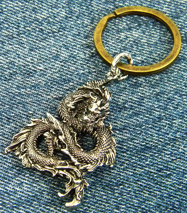 oriental dragon keychain keyring 龍神　手裏剣