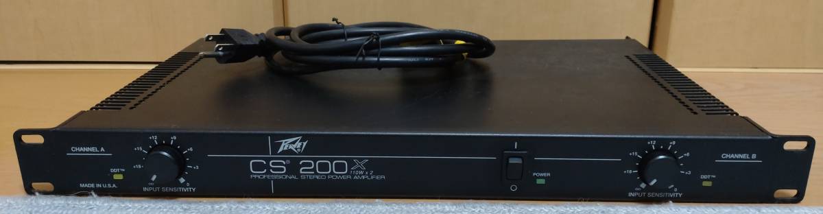 【中古】PEAVEY　パワーアンプ　「CS200X」　PROFESSIONAL STEREO POWER AMPLIFIER　110W×2　1Uサイズ_画像1