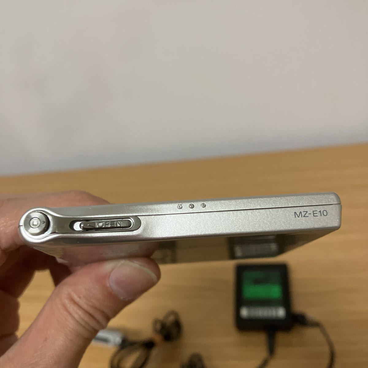 SONY MDウォークマン MZ-E10 ジャンク | clinicaversalles.com.pe