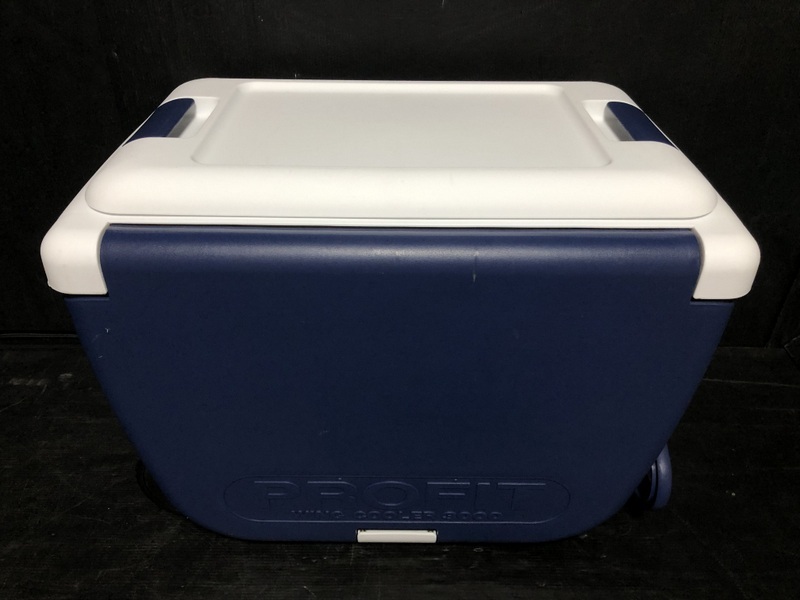 PROFIT WING COOLER 3000 プロフィット ウィングクーラー 30L クーラーボックス キャリー付き テーブル/.椅子付 フィッシング/キャンプ/BBQ_画像5