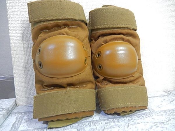 D58 未使用！特価！サイズS ◆ALATA製 コヨーテカラー タクティカルエルボーパッド◆米軍◆サバゲー！バイク！_画像1