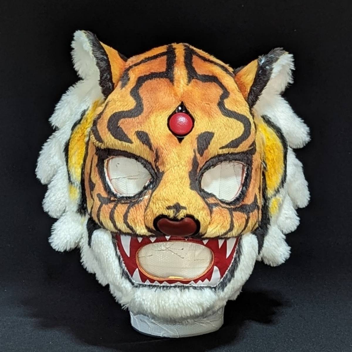 【佐山サトル 公認】TIGER ARTS 初代タイガーマスク「ぬいぐるみ」4枚目 タイガー・アーツ 【新商品】