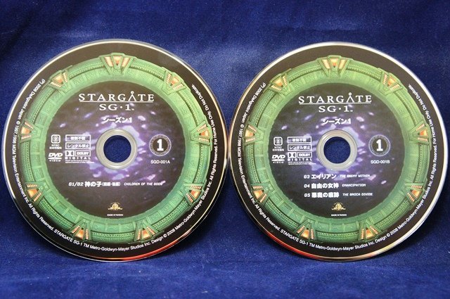 94_07156 STARGATE SG・1 シーズン1 DVD2枚組 (出演) リチャード・ディーン・アンダーソン 他 (音声) 英語(オリジナル) 日本語_画像3