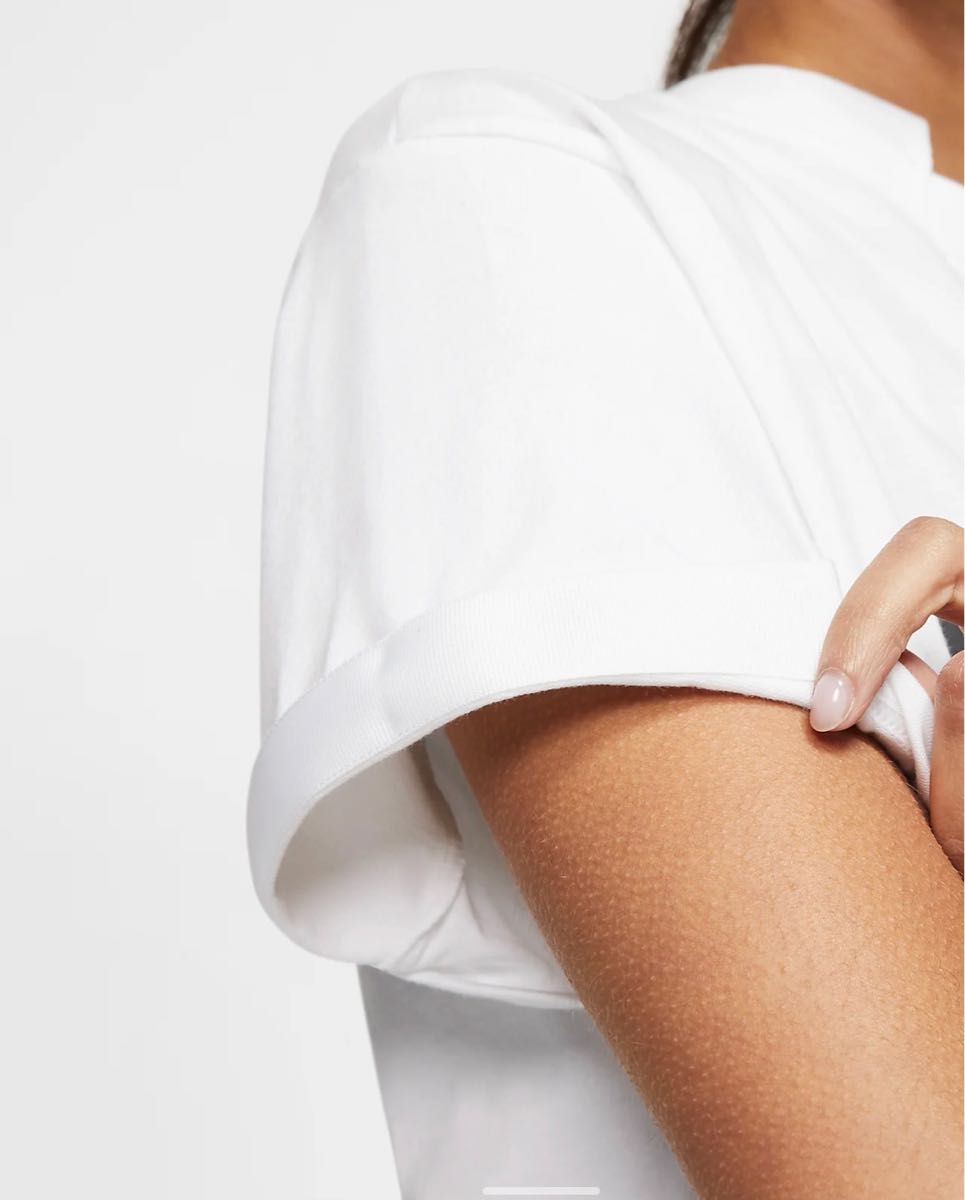 sacai NIKE / ウィメンズ ハイブリッド 再構築 Tシャツ / 2019SS sacai NIKE / ウィメンズ ハイブリッド 再構築 Tシャツ / 2019SS