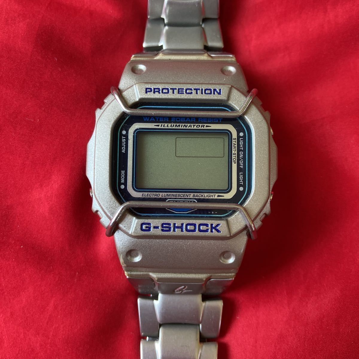 気質アップ カシオ腕時計 G-SHOCK DW-5000 即決有限定 裏蓋 電池切れ G