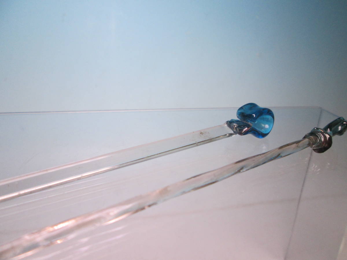 [. month ] antique * old blow . glass blue. .. ornamental hairpin 2 point 