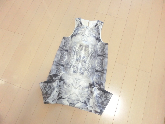 finders keepers ドレス 膝上 サイズ:XS | charcas.gob.mx
