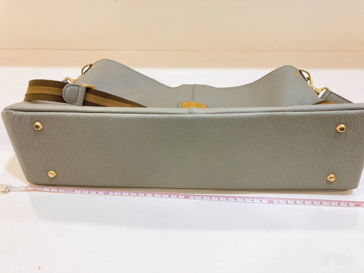 ◇ATAO Elvy アタオ エルヴィ ショルダー 斜め掛け グレージュ