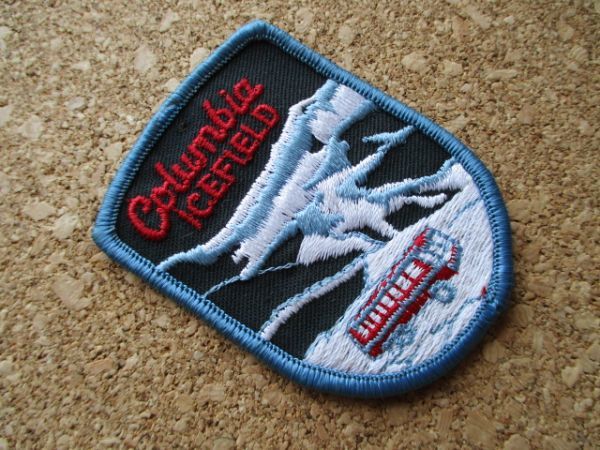 80s カナダCOLUMBIA ICEFIELDビンテージ刺繍ワッペン/雪山スキーCANADIAN ROCKIES登山カナディアンロッキー観光PATCHバス土産カスタム D②_画像2