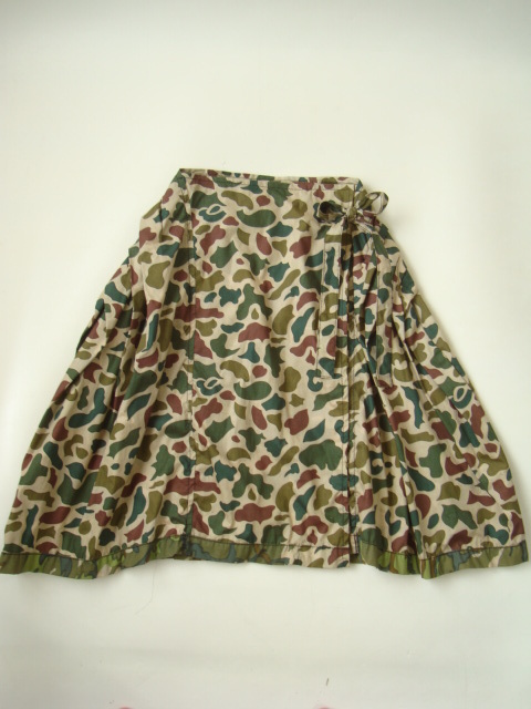 ヤフオク! - tricot COMME des GARCONS 迷彩柄ボリュームスカ...