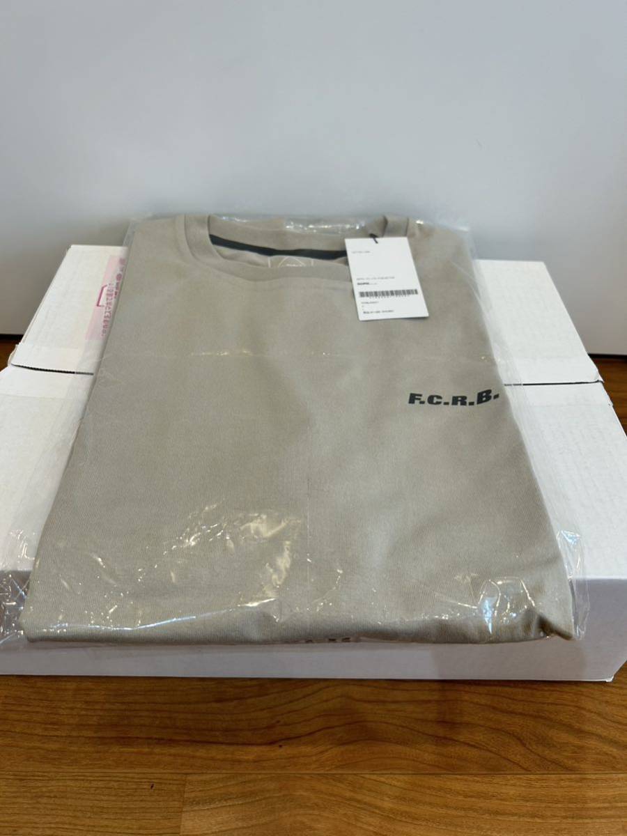 L 送料無料 FCRB 23SS EMBLEM TEE LIGHT BEIGE-