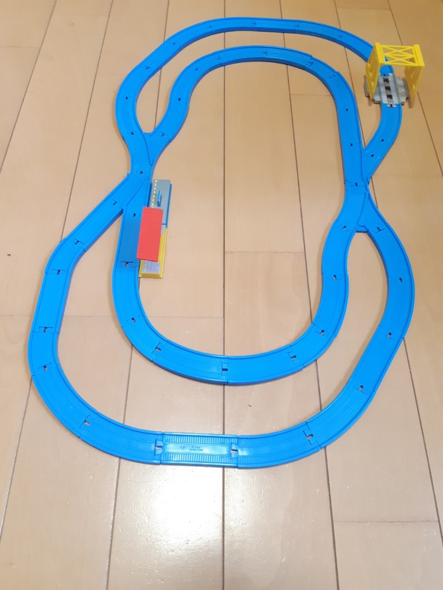 カプセルプラレール 曲線レールセット - 鉄道模型