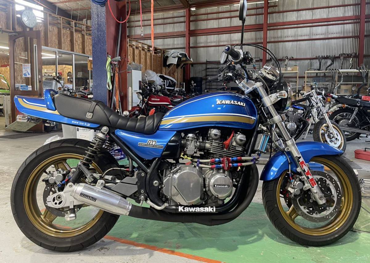 KAWASAKI ゼファー750 ZR750C モナカ管マフラー (マフラー本体(社外