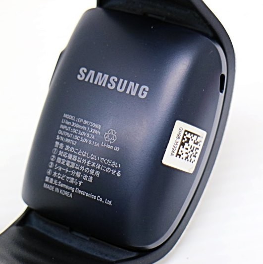 8500円 サムスン Samsung 三星 ギア Gear S SM-R750D ドコモ 8500円 サムスン Samsung 三星 ギア Gear S SM-R750D ドコモ