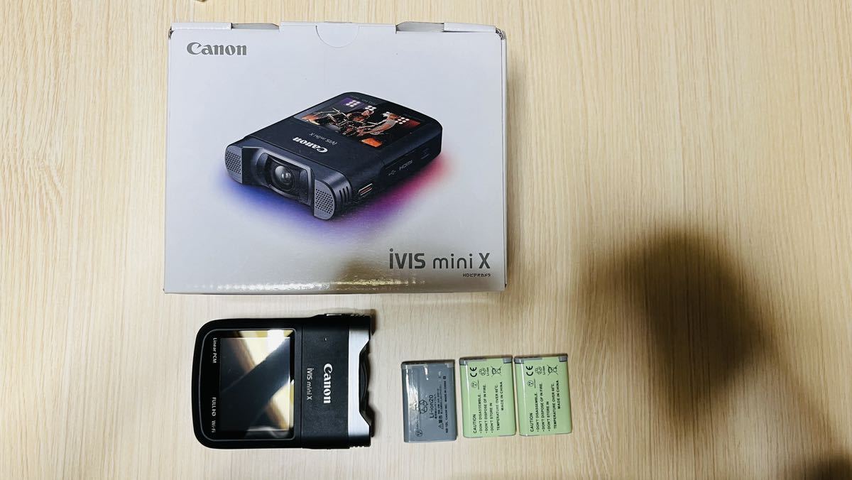 iVIS mini X ビデオカメラ本体一式！ ァイターアワード 家電・スマホ 