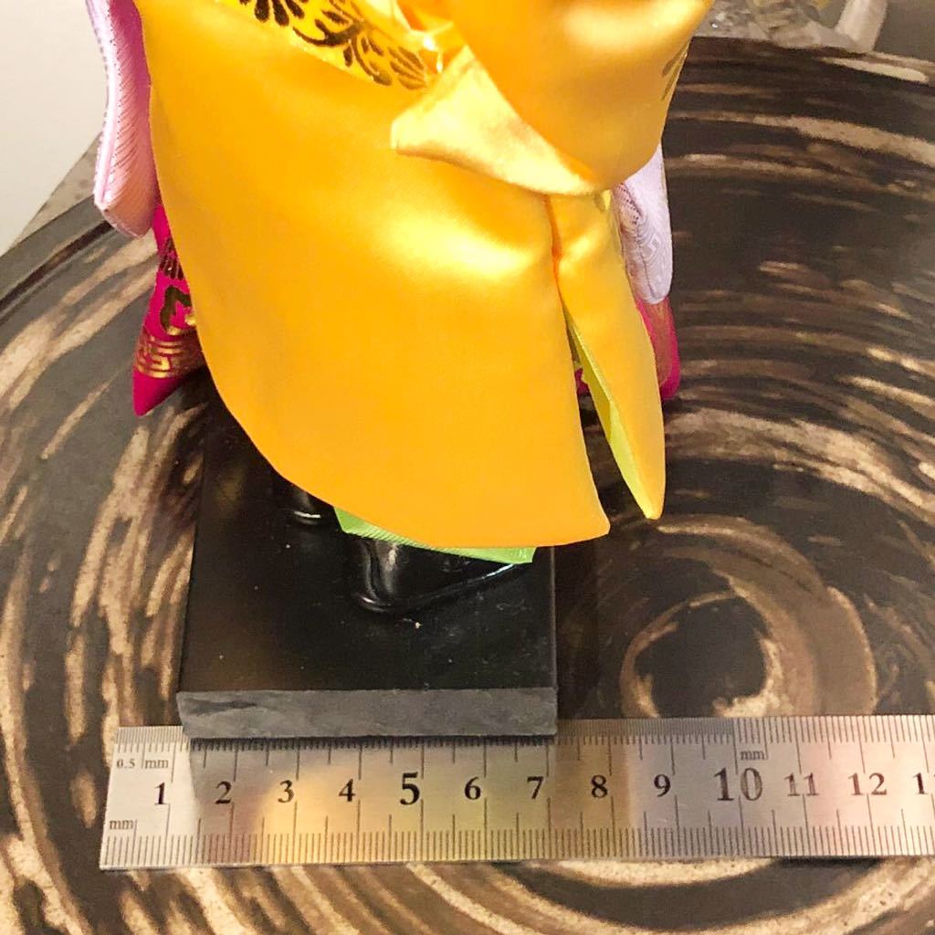 【即決/送料無料】 韓国ドール夫婦人形 韓服人形 チマチョゴリ 韓国土産 インテリアドール 海外雑貨 中古