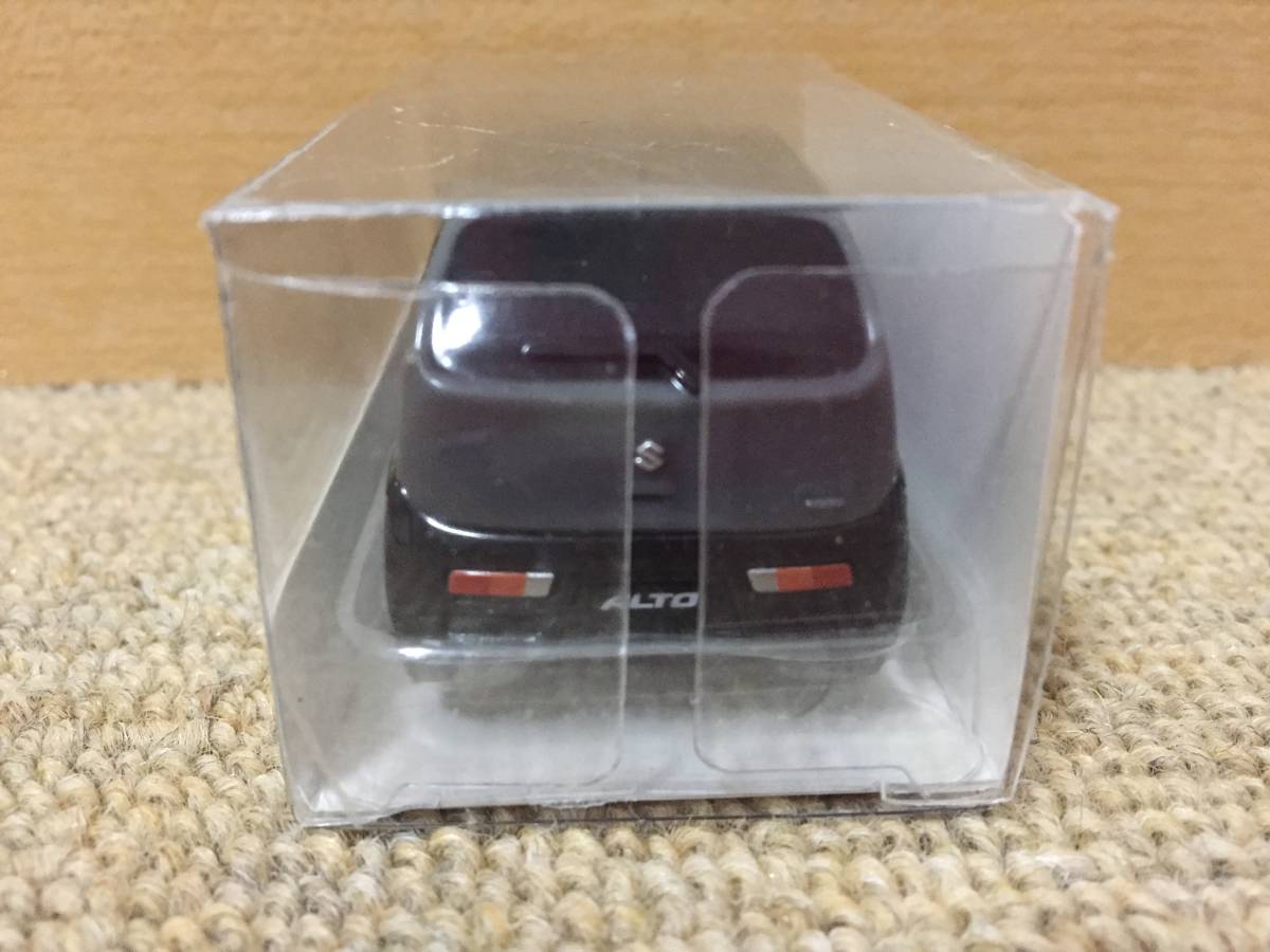 【非売品　カラーサンプル】 スズキ　新型 アルト　ALTO　SUZUKI プルバックカー　黒　ミニカー　LEDライト点灯_画像4