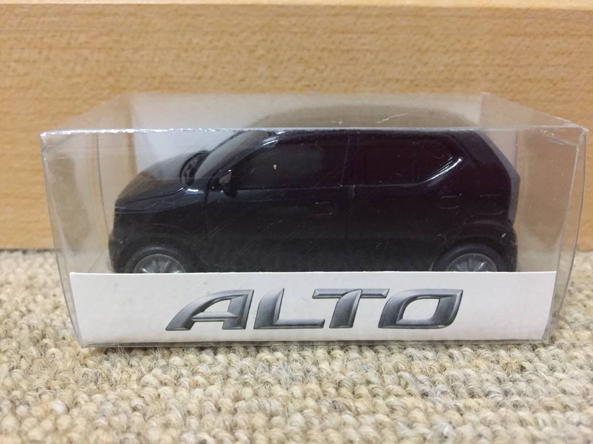 【非売品　カラーサンプル】 スズキ　新型 アルト　ALTO　SUZUKI プルバックカー　黒　ミニカー　LEDライト点灯_画像1