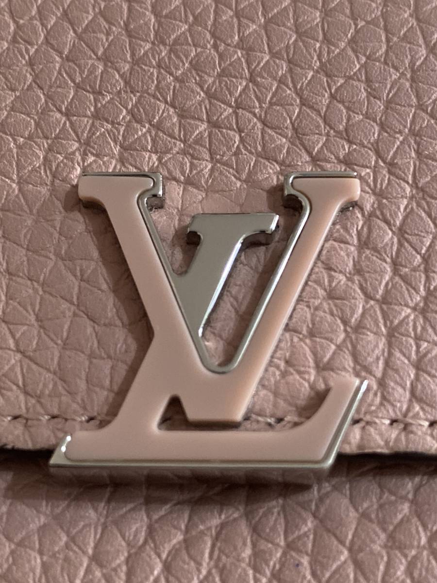 LOUIS VUITTON ルイ ヴィトン☆ポルトフォイユ カプシーヌ 三折財布