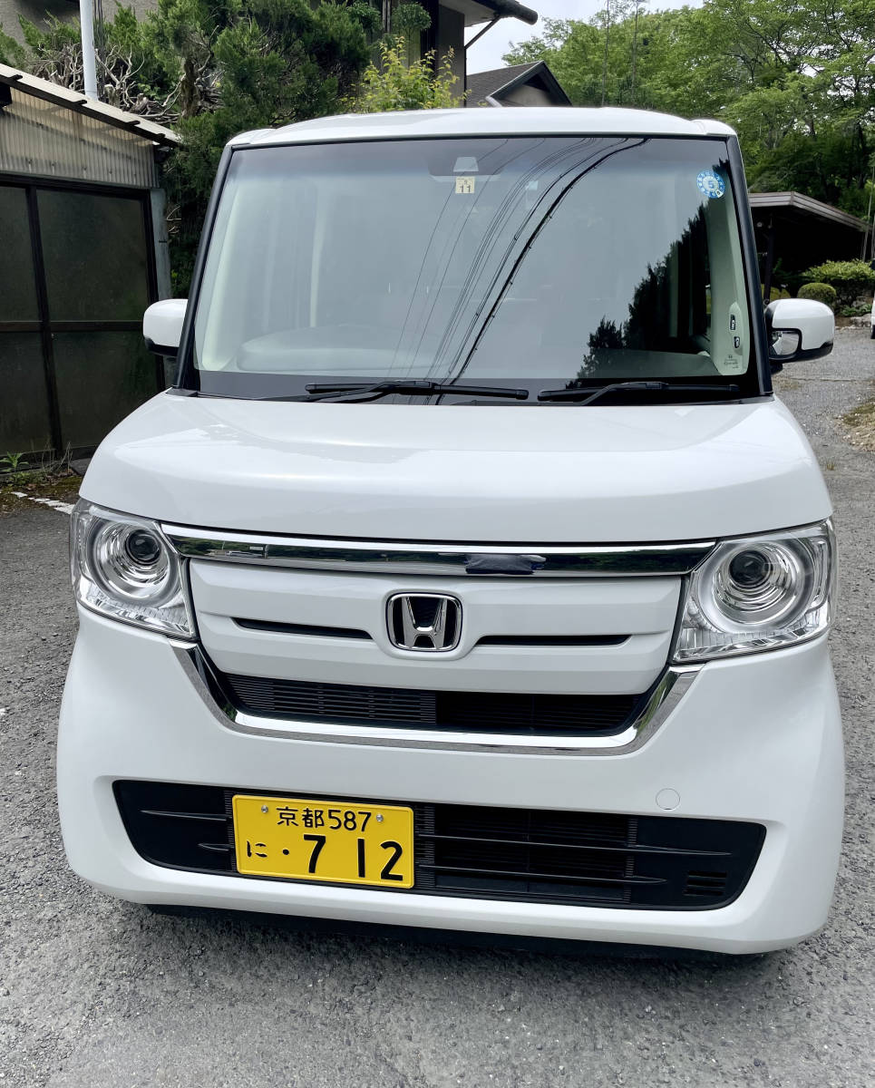 ホンダ N-BOX 。6BA-JF3。GL ホンダセンシング。車検R5/11月まで。令和2式。8759KM。HONDA N-BOXの画像3