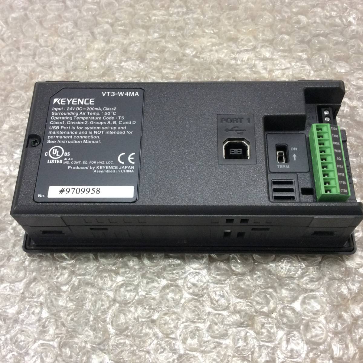 ●【AH-00334】★送料無料★ 中古品 三菱電機 4型 STNモノクロ(白/桃/赤) RS-422/485タイプ タッチパネル VT3-W4MA【レタパプラス発送】_画像2