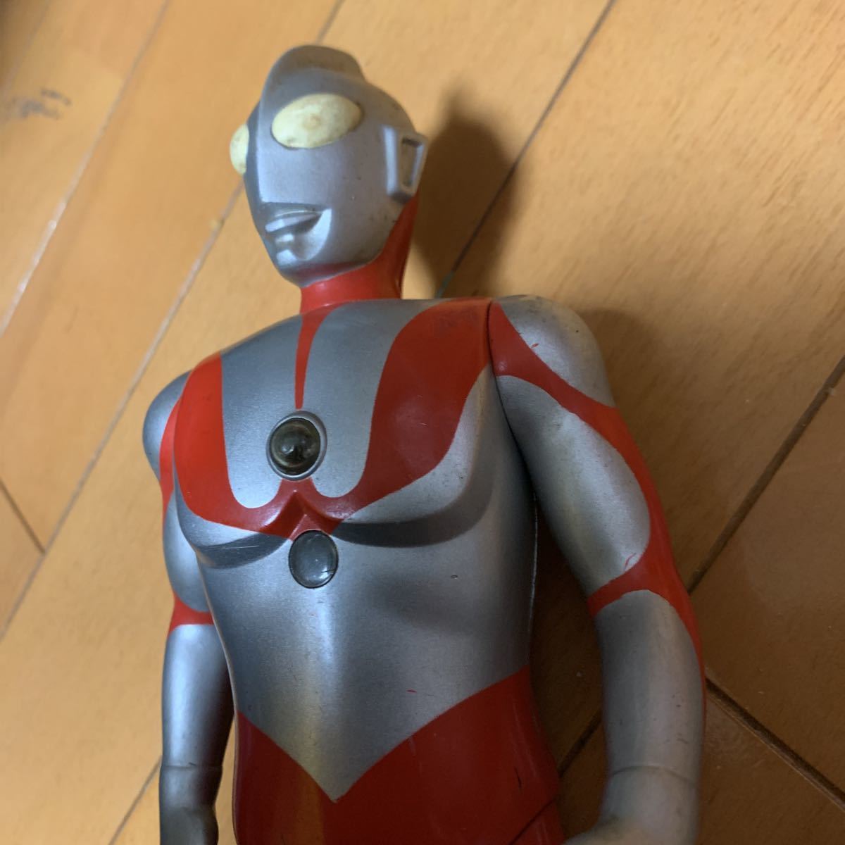 珍品 レア品 ウルトラマン 光る？音声？ 1993年製 バンダイ 硬質 ソフビ 人形 円谷プロ フィギュア 検 プラモデル 超合金_画像3